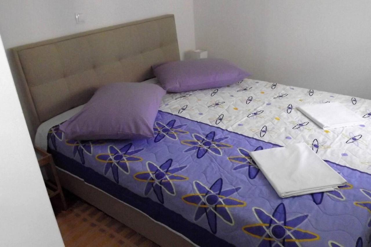 Apartament 4 Sleeps 4 Guests