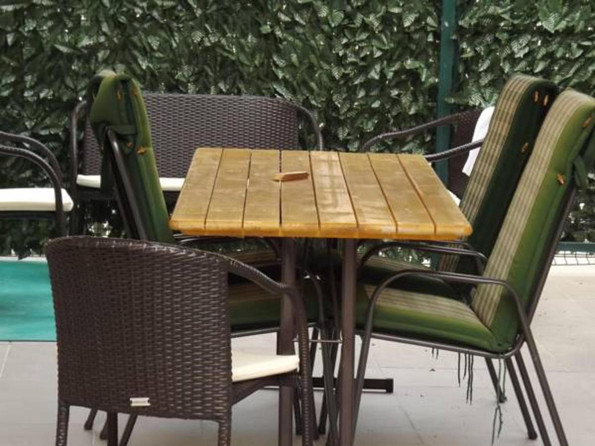 4 Sleeps 4 Guests Apartament *