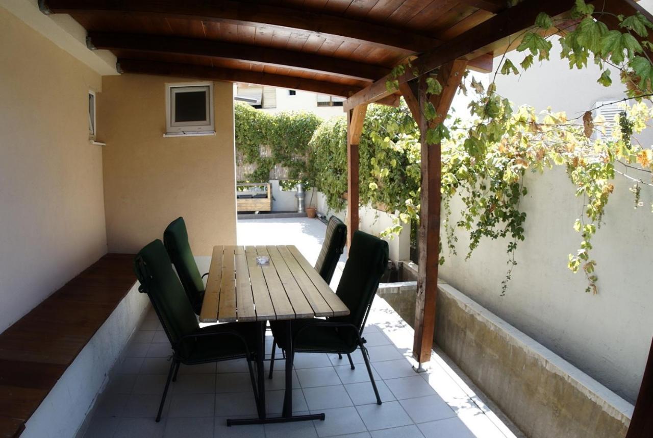 Apartament 4 Sleeps 4 Guests Split